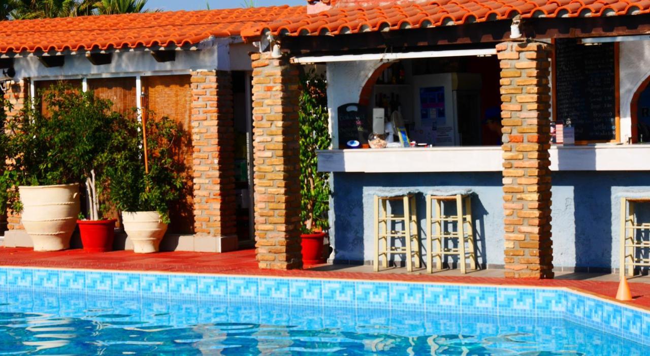 Stavros Villas&Apartments Gerani  Eksteriør bilde